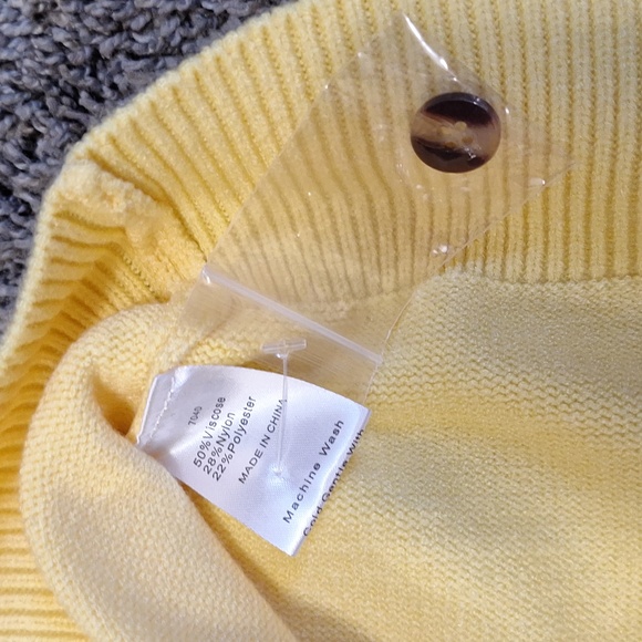 BTFBM pullover 1/4 button relaxed heavy sweater - ruffles - yellow - M - Picture 5 of 10